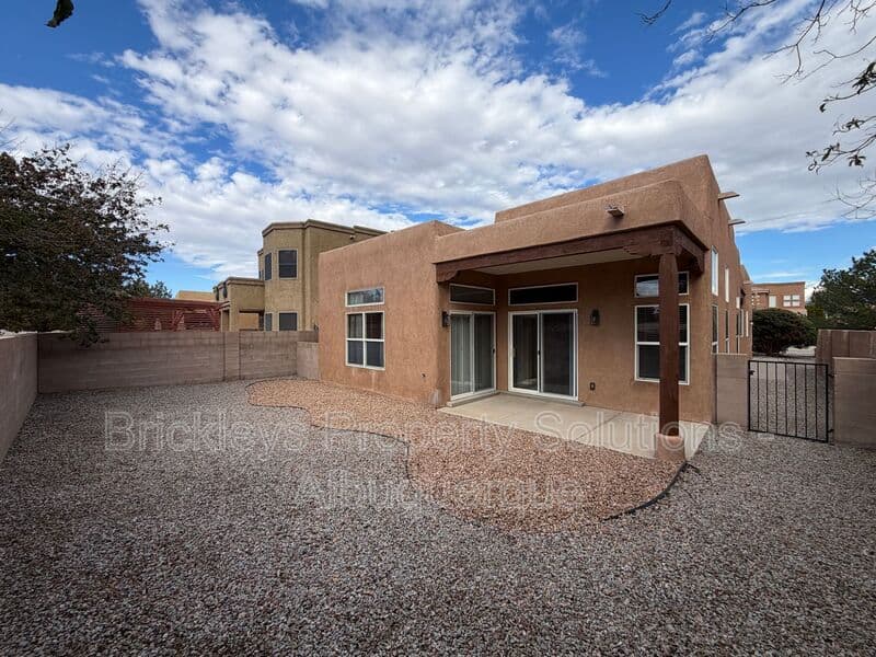 3-bedroom 2-bath home at 65 Willow Trace Court SE for $2,000/mo managed by Brickleys Property Solutions Albuquerque — photo 32 of 32