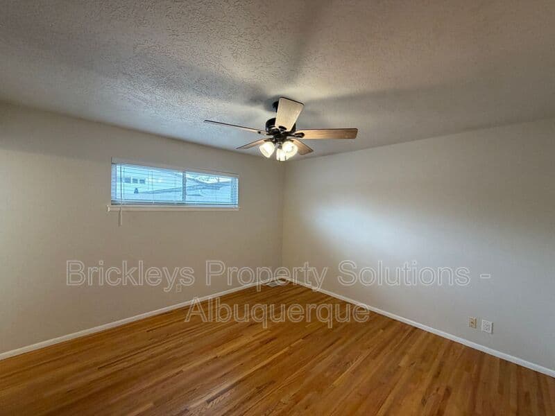3-bedroom 2-bath home at 2808 Charleston St NE for $2,500/mo managed by Brickleys Property Solutions Albuquerque — photo 11 of 35