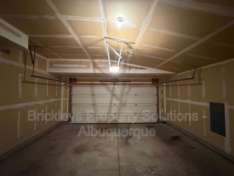 3-bedroom 2-bath home at 1548 Reynosa Loop SE for $1,900/mo managed by Brickleys Property Solutions Albuquerque — photo 27 of 31