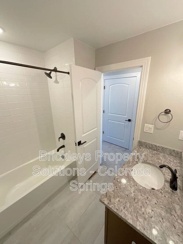 3-bedroom 2.5-bath home at 1721 Rose Quartz Hts for $2,300/mo managed by Brickleys Property Solutions Colorado Springs — photo 27 of 28