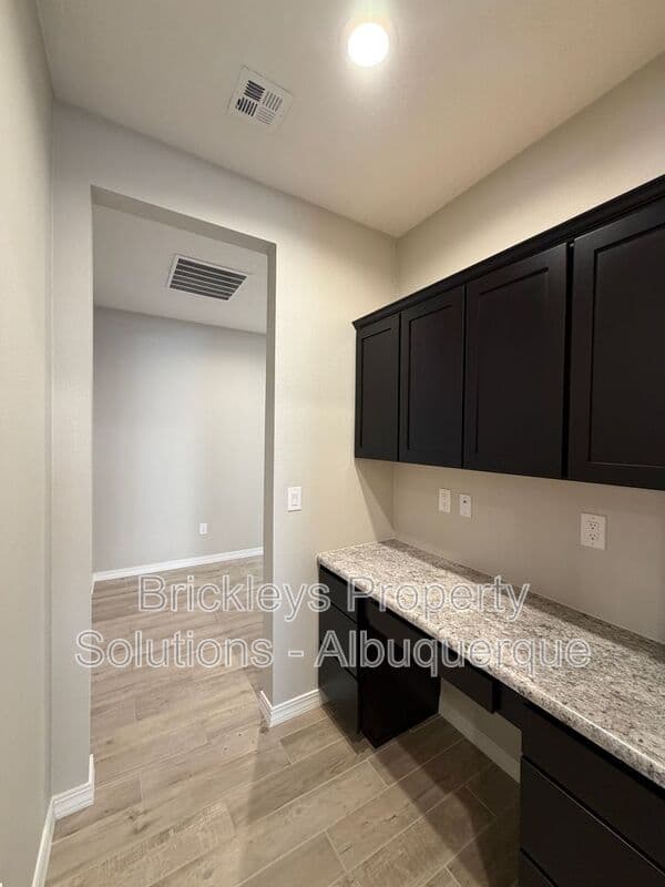 4-bedroom 2-bath home at 3969 Kodiak Rd NE for $2,700/mo managed by Brickleys Property Solutions Albuquerque — photo 32 of 40
