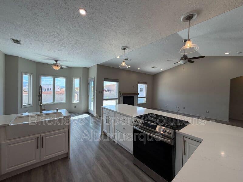 3-bedroom 2-bath home at 6812 Nagoya Rd NE for $2,700/mo managed by Brickleys Property Solutions Albuquerque — photo 22 of 43