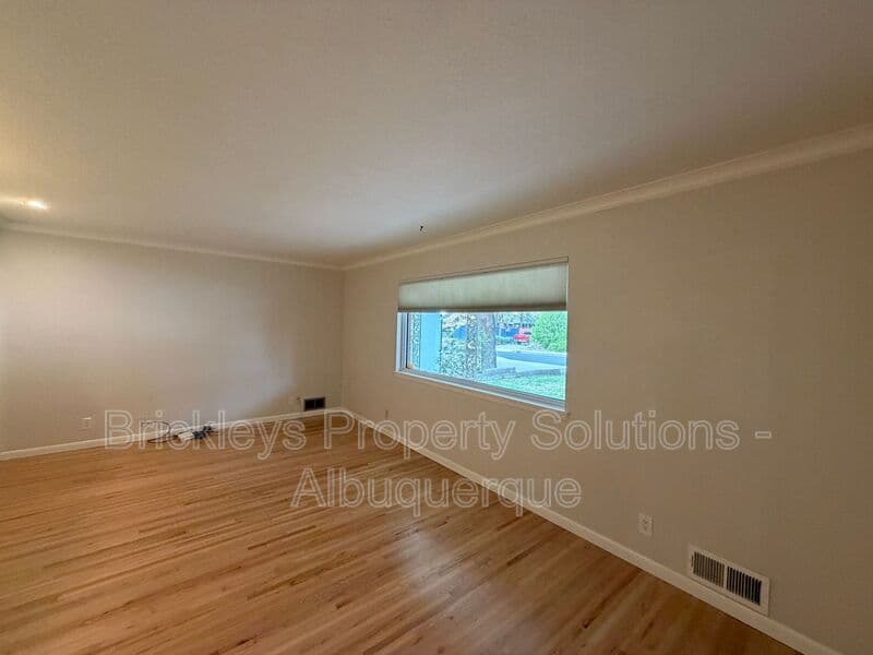 3-bedroom 2-bath home at 2808 Charleston St NE for $2,500/mo managed by Brickleys Property Solutions Albuquerque — photo 8 of 35