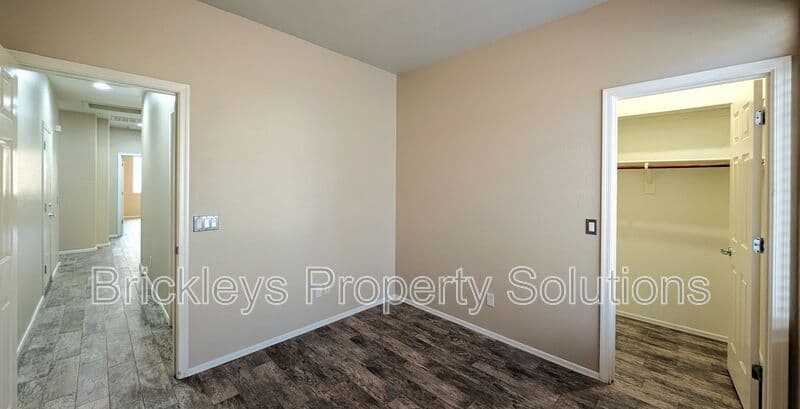 3-bedroom 2-bath home at 1311 E Marlin Dr for $2,200/mo managed by Brickleys Property Solutions East Valley Phoenix — photo 29 of 44