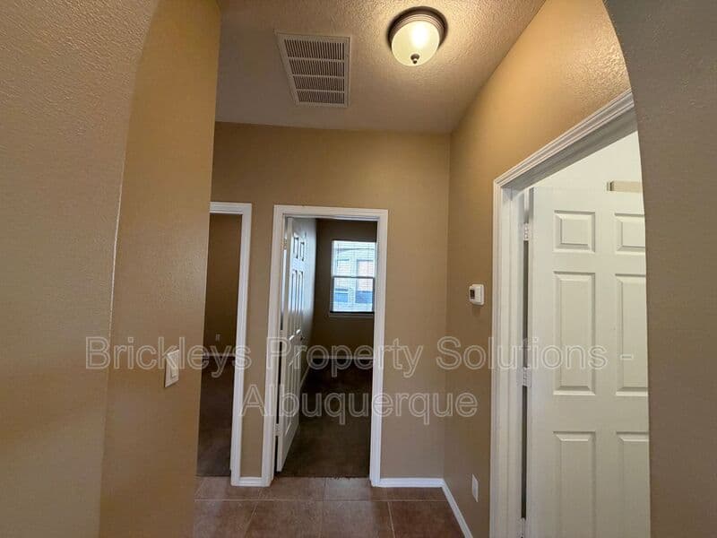 3-bedroom 2-bath home at 65 Willow Trace Court SE for $2,000/mo managed by Brickleys Property Solutions Albuquerque — photo 20 of 32