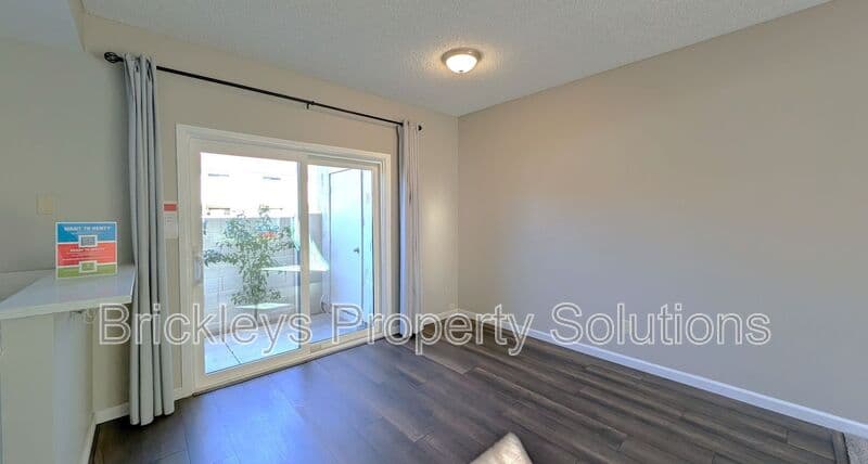 2-bedroom 1.5-bath home at 2969 N Oregon St Unit 12 for $2,000/mo managed by Brickleys Property Solutions East Valley Phoenix — photo 11 of 36