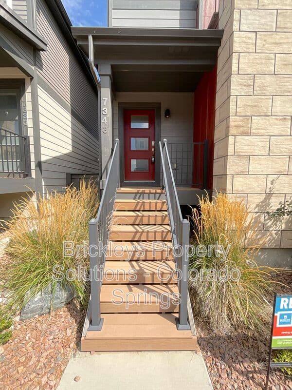 3-bedroom 3.5-bath home at 7343 Rosa Belle Hts for $2,350/mo managed by Brickleys Property Solutions Colorado Springs — photo 3 of 33