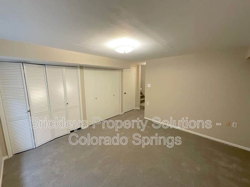 3-bedroom 2-bath home at 8214 Steadman Dr for $2,175/mo managed by Brickleys Property Solutions Colorado Springs — photo 33 of 34
