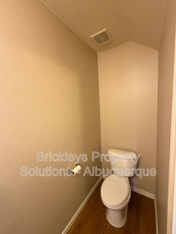 4-bedroom 3-bath home at 1904 Busher St. SE for $2,450/mo managed by Brickleys Property Solutions Albuquerque — photo 37 of 50