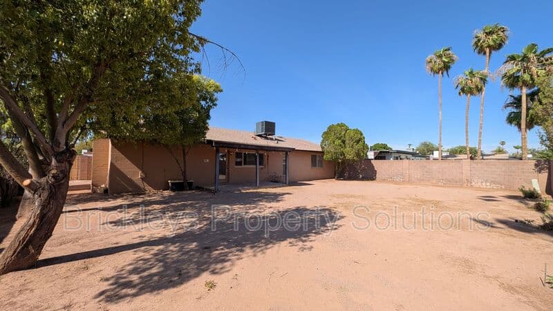 3-bedroom 2-bath home at 2431 W Plata Ave for $2,250/mo managed by Brickleys Property Solutions East Valley Phoenix — photo 37 of 43