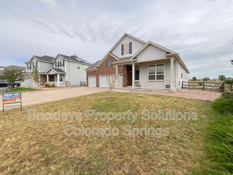 3-bedroom 2-bath home at 12354 Pine Valley Cir for $2,550/mo managed by Brickleys Property Solutions Colorado Springs — photo 2 of 34