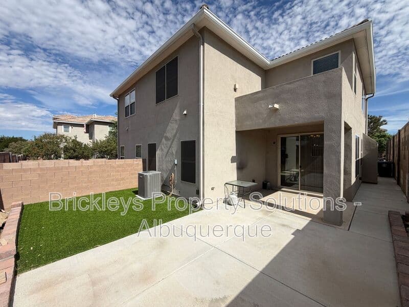 4-bedroom 2.5-bath home at 7420 Tangerine Court NE for $2,450/mo managed by Brickleys Property Solutions Albuquerque — photo 38 of 39