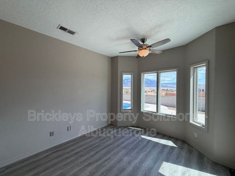 3-bedroom 2-bath home at 6812 Nagoya Rd NE for $2,700/mo managed by Brickleys Property Solutions Albuquerque — photo 18 of 43