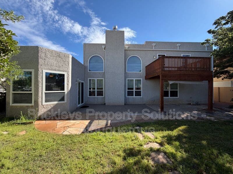 3-bedroom 2.5-bath home at 9600 Allande Rd NE for $3,200/mo managed by Brickleys Property Solutions Albuquerque — photo 37 of 40