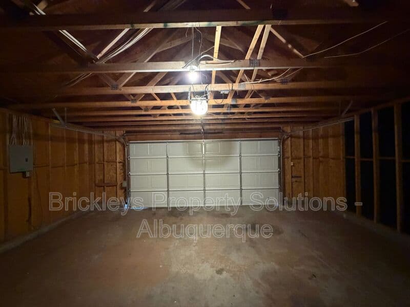 3-bedroom 2-bath home at 4520 Rockaway Loop NE for $1,900/mo managed by Brickleys Property Solutions Albuquerque — photo 24 of 29