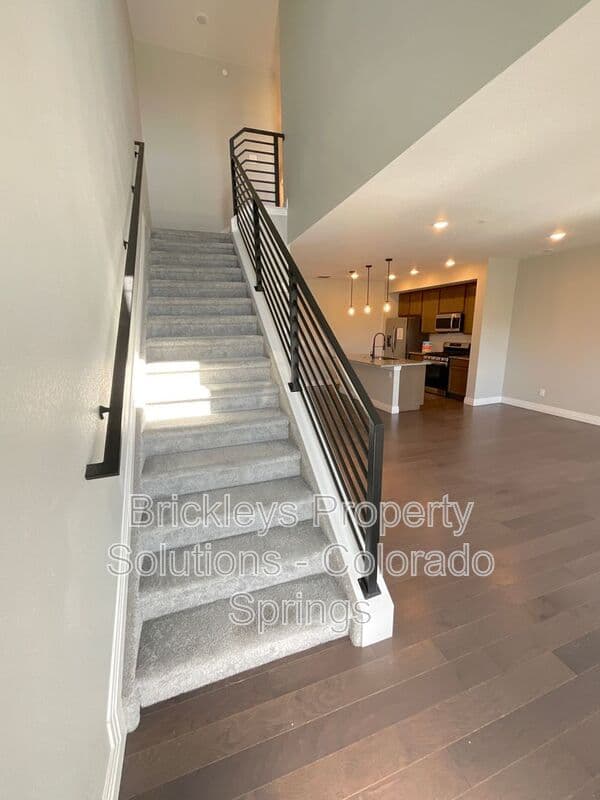 3-bedroom 2.5-bath home at 1721 Rose Quartz Hts for $2,300/mo managed by Brickleys Property Solutions Colorado Springs — photo 14 of 28