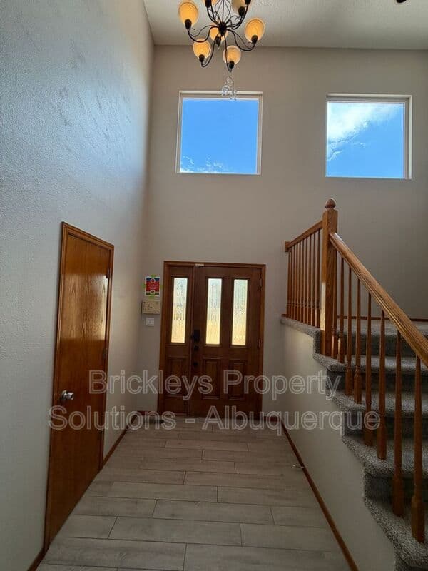 4-bedroom 2.5-bath home at 10331 Dunbar St NW for $2,300/mo managed by Brickleys Property Solutions Albuquerque — photo 4 of 43