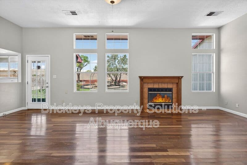 4-bedroom 2-bath home at 2413 Agua Fria Dr NE for $2,275/mo managed by Brickleys Property Solutions Albuquerque — photo 17 of 42