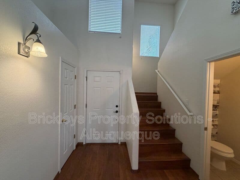 3-bedroom 3-bath home at 5004 Blue Stone Rd NW for $2,250/mo managed by Brickleys Property Solutions Albuquerque — photo 9 of 37