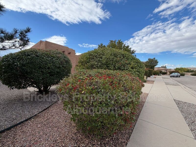 3-bedroom 2-bath home at 65 Willow Trace Court SE for $2,000/mo managed by Brickleys Property Solutions Albuquerque — photo 2 of 32