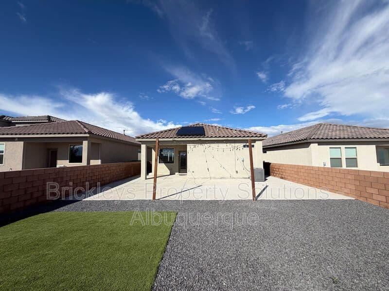 3-bedroom 2-bath home at 614 Turmalina Dr SE for $2,200/mo managed by Brickleys Property Solutions Albuquerque — photo 27 of 29