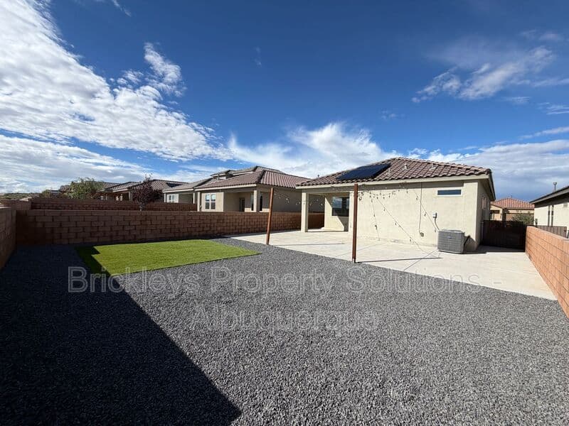 3-bedroom 2-bath home at 614 Turmalina Dr SE for $2,200/mo managed by Brickleys Property Solutions Albuquerque — photo 28 of 29