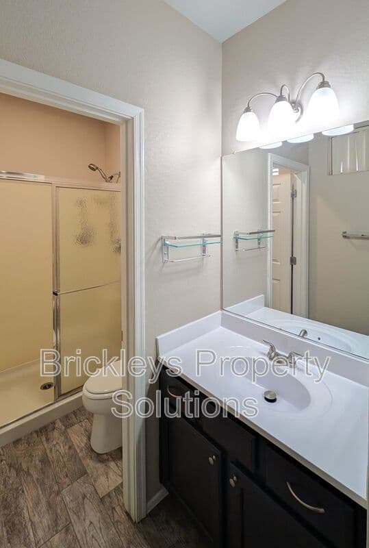 3-bedroom 2-bath home at 1311 E Marlin Dr for $2,200/mo managed by Brickleys Property Solutions East Valley Phoenix — photo 22 of 44