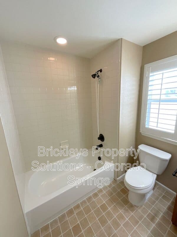 4-bedroom 2.5-bath home at 6652 Maple Stone Ln for $2,600/mo managed by Brickleys Property Solutions Colorado Springs — photo 39 of 43