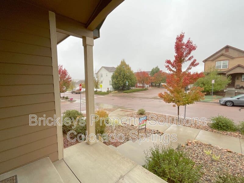 3-bedroom 2.5-bath home at 2401 Ellingwood Dr for $2,233/mo total (includes $2,195 base rent + $38 required Tenant Benefit Package) managed by Brickleys Property Solutions Colorado Springs — photo 6 of 40