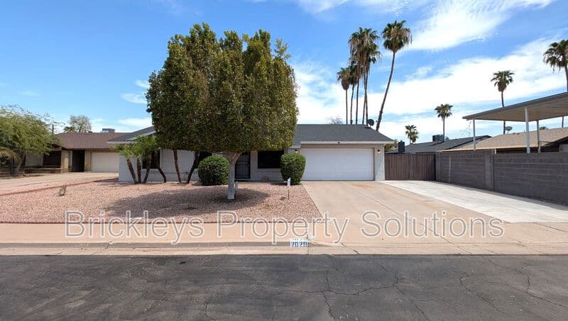 3-bedroom 2-bath home at 2029 S Nina Circle Mesa AZ 85210 for $2,300/mo managed by Brickleys Property Solutions East Valley Phoenix