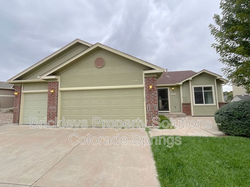 3-bedroom 2-bath home at 4325 Poplar Brook Dr for $2,100/mo managed by Brickleys Property Solutions Colorado Springs